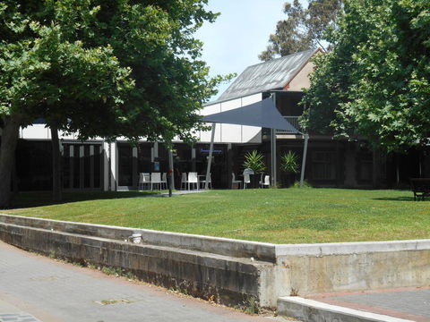St Francis Winery - Accommodation Sunshine Coast 19