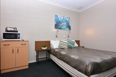 Motel Poinsettia - Accommodation Sunshine Coast 26