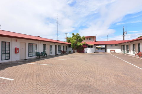 Motel Poinsettia - Accommodation Sunshine Coast 7