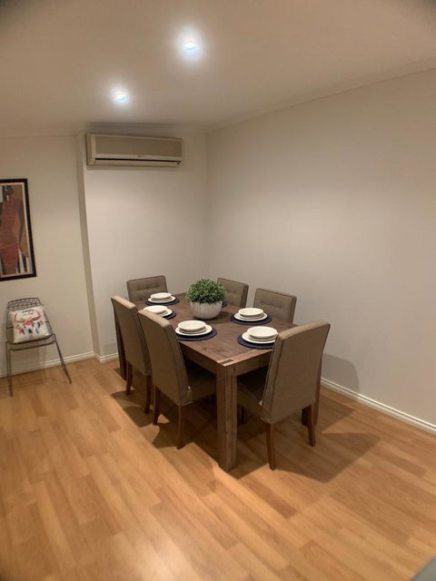 On Gilbert - Accommodation Sunshine Coast 6