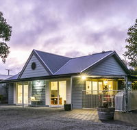One Tree Bed and Breakfast - Accommodation Sunshine Coast