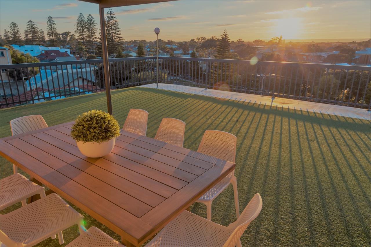 Henley Beach South SA Accommodation Sunshine Coast