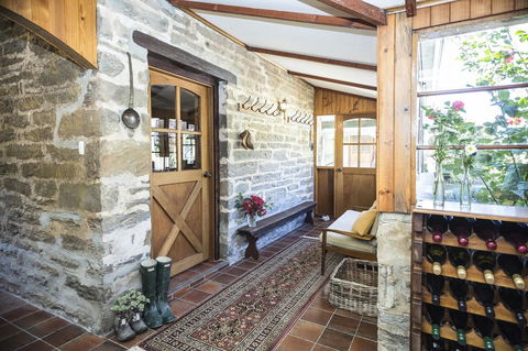 Grand Cru Estate Homestead - Accommodation Sunshine Coast 14
