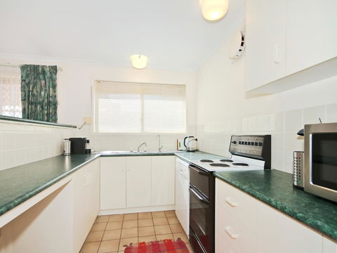 Moana Magic - C21 SouthCoast Holidays - Accommodation Sunshine Coast 3