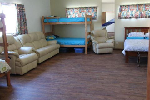 LAS ARENAS - The Sands - BEACH HOUSE - Accommodation Sunshine Coast 4