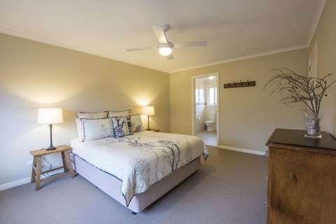 Flinders Bush Retreats - Accommodation Sunshine Coast 17