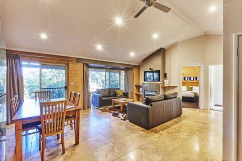 Eight Willows Retreat - Accommodation Sunshine Coast 12