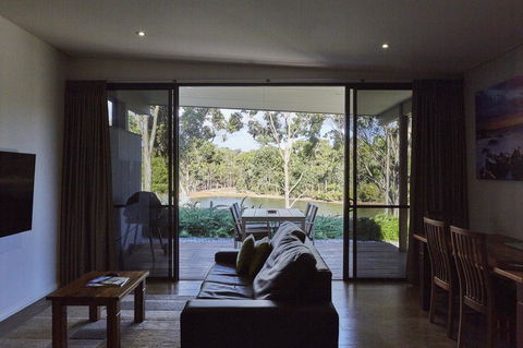 Eight Willows Retreat - Accommodation Sunshine Coast 5