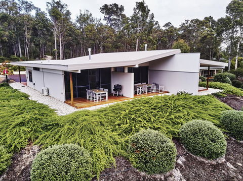 Eight Willows Retreat - Accommodation Sunshine Coast 24