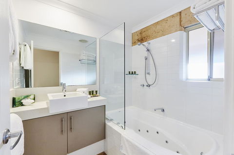 Eight Willows Retreat - Accommodation Sunshine Coast 14