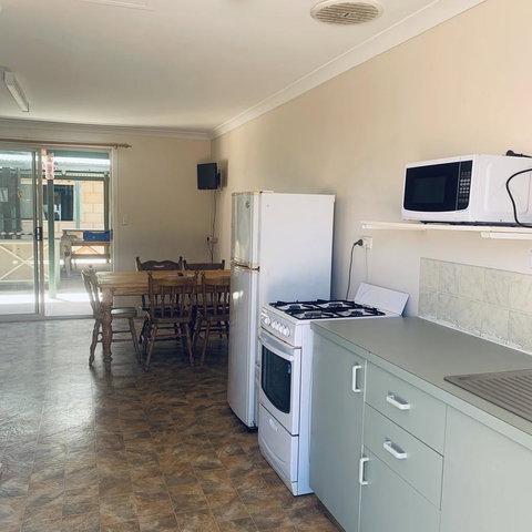 Bay Lodge - Accommodation Sunshine Coast 28