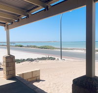 Bay Lodge - Accommodation Sunshine Coast