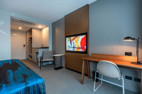 The Adnate Perth - Art Series - Accommodation Sunshine Coast 12
