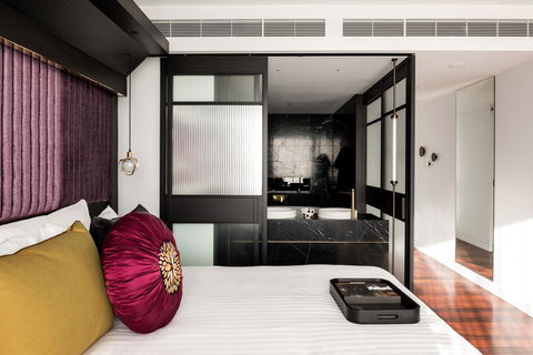 QT Perth - Accommodation Sunshine Coast 32