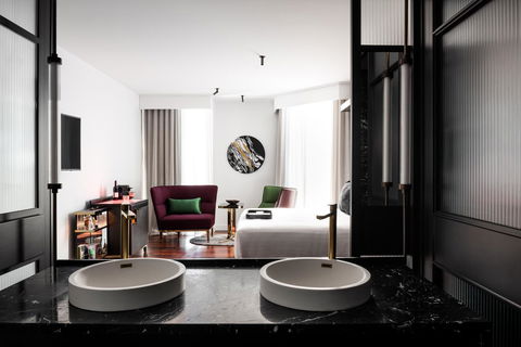 QT Perth - Accommodation Sunshine Coast 27