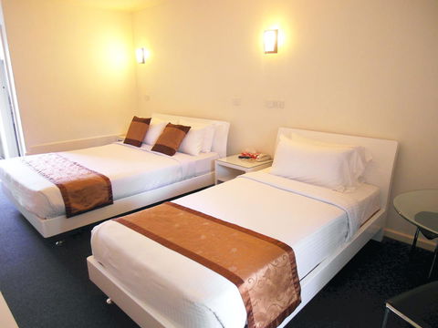 Econo Lodge Rivervale - Accommodation Sunshine Coast 21