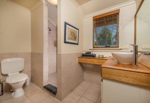 Chimes Spa Retreat - Accommodation Sunshine Coast 18