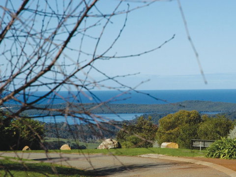 Chimes Spa Retreat - Accommodation Sunshine Coast 28