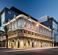 The Melbourne Hotel - Accommodation Sunshine Coast
