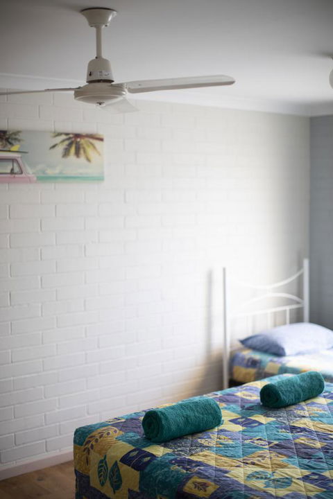 Shark Bay Seafront Apartments - Accommodation Sunshine Coast 17