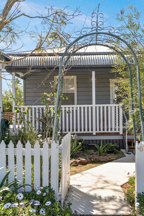 Lavender Cottage - Accommodation Sunshine Coast 1
