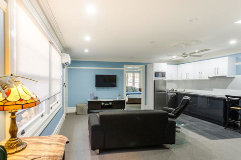 Blue Door Apartments - Accommodation Sunshine Coast 14