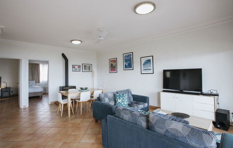 Canal Rocks Beachfront Apartments - Accommodation Sunshine Coast 33