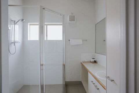 Canal Rocks Beachfront Apartments - Accommodation Sunshine Coast 39