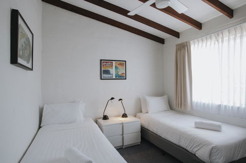Canal Rocks Beachfront Apartments - Accommodation Sunshine Coast 31