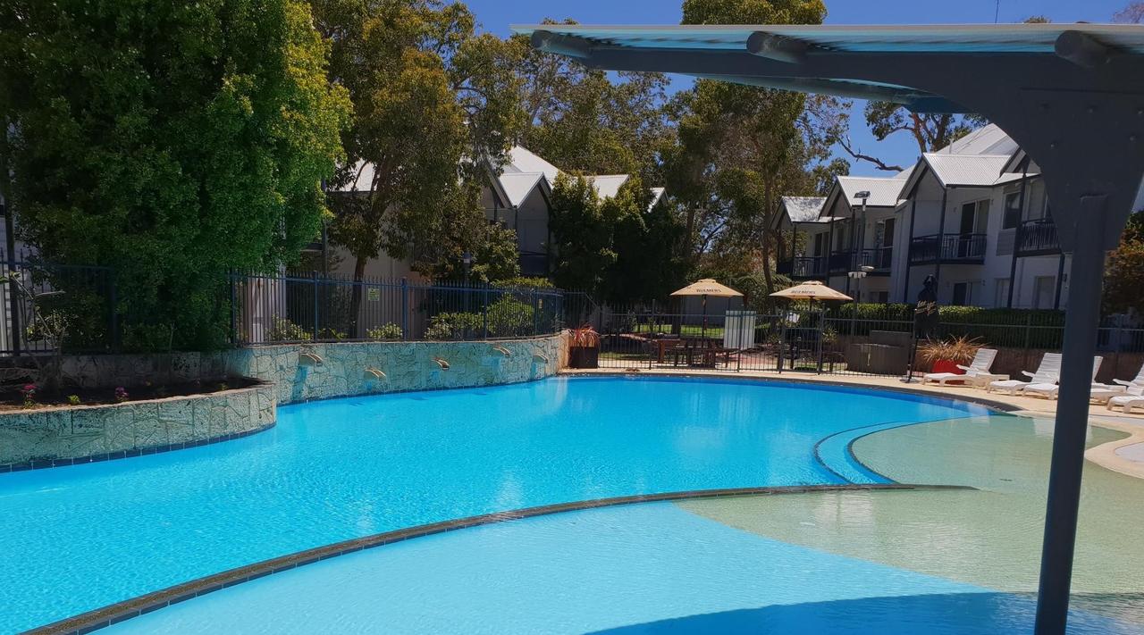 Erskine WA Accommodation Sunshine Coast