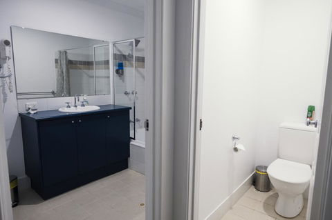 FortyTwo - Oceanside Retreat Busselton - Accommodation Sunshine Coast 11