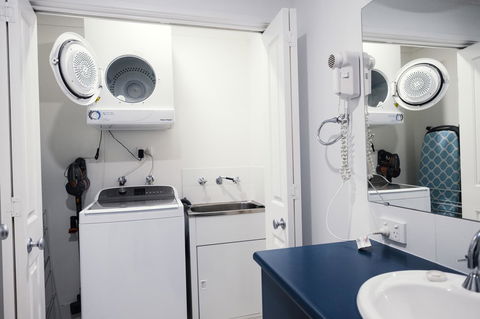 FortyTwo - Oceanside Retreat Busselton - Accommodation Sunshine Coast 9