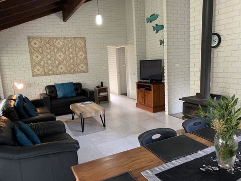 Beachside Prevelly Villas - Accommodation Sunshine Coast 4