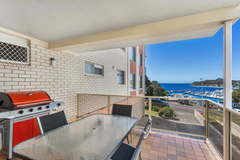 Laman Lodge, Unit 2, 15 Laman Street - Accommodation Sunshine Coast 12
