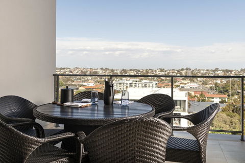 Ramada By Wyndham VetroBlu Scarborough Beach - Accommodation Sunshine Coast 9