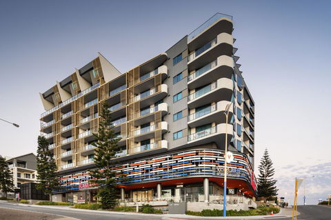 Ramada By Wyndham VetroBlu Scarborough Beach - Accommodation Sunshine Coast 3