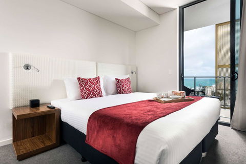 Ramada By Wyndham VetroBlu Scarborough Beach - Accommodation Sunshine Coast 0