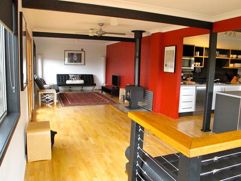 Pendeli Beach House - Accommodation Sunshine Coast 2