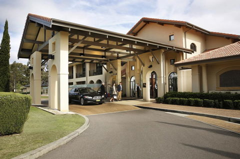 Chateau Elan At The Vintage - Accommodation Sunshine Coast 38