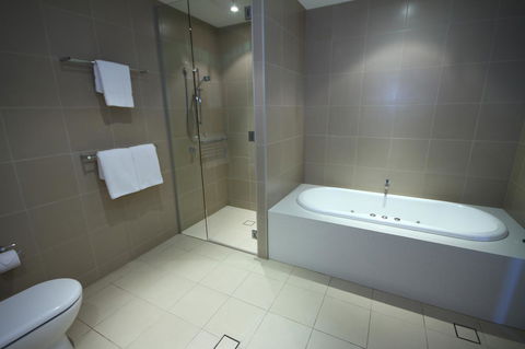 Chateau Elan At The Vintage - Accommodation Sunshine Coast 15