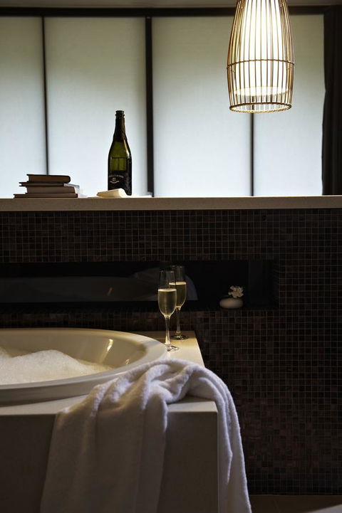 Chateau Elan At The Vintage - Accommodation Sunshine Coast 3