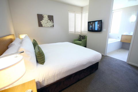 Chateau Elan At The Vintage - Accommodation Sunshine Coast 17