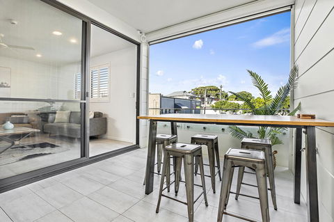 Rockpool 2 Sawtell Beach - Just Steps To Restaurants And 2 Min Stroll To Beach! - Accommodation Sunshine Coast 5