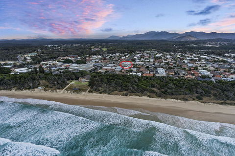Rockpool 2 Sawtell Beach - Just Steps To Restaurants And 2 Min Stroll To Beach! - Accommodation Sunshine Coast 1