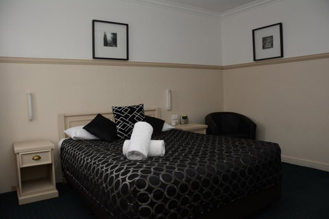 Ben Chifley Motor Inn - Accommodation Sunshine Coast 19
