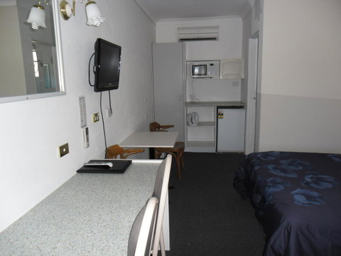 Ben Chifley Motor Inn - Accommodation Sunshine Coast 31