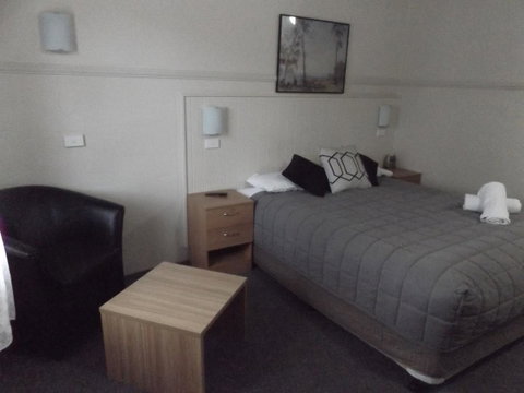 Ben Chifley Motor Inn - Accommodation Sunshine Coast 3