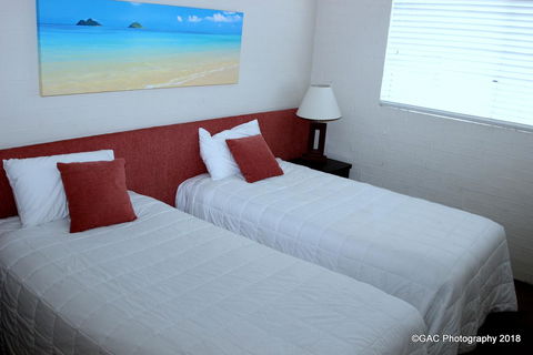 Mollymook Cove Apartments - Accommodation Sunshine Coast 20