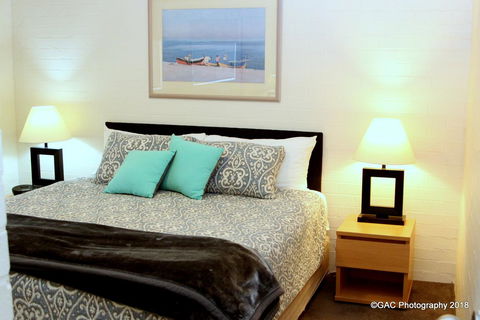 Mollymook Cove Apartments - Accommodation Sunshine Coast 31