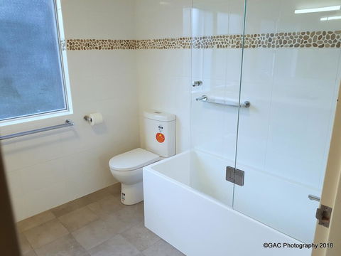 Mollymook Cove Apartments - Accommodation Sunshine Coast 27